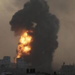 Israel arremete contra Gaza y afirma haber matado a 130 milicianos de Hamás
