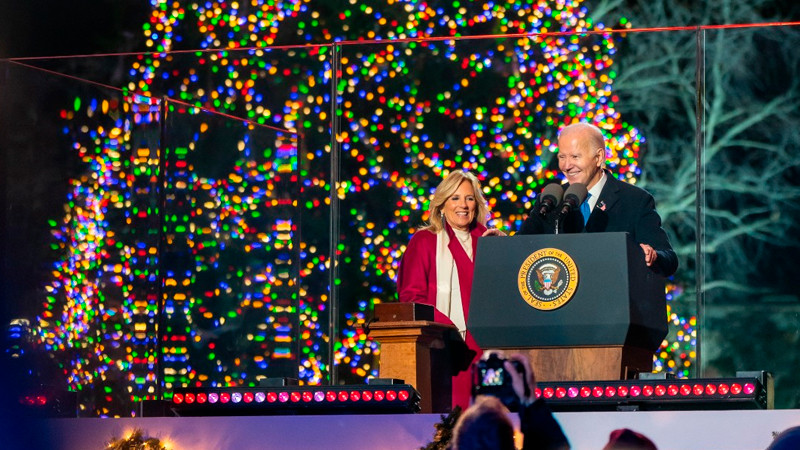 Biden se reúne con familiares de 8 personas privadas de su libertad