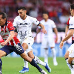 Chivas vence a Pumas por la mínima en la ida de los cuartos de final