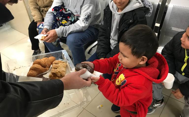 «Unidad, servicio y ayuda» llevan bebidas calientes alimentos a 400 personas