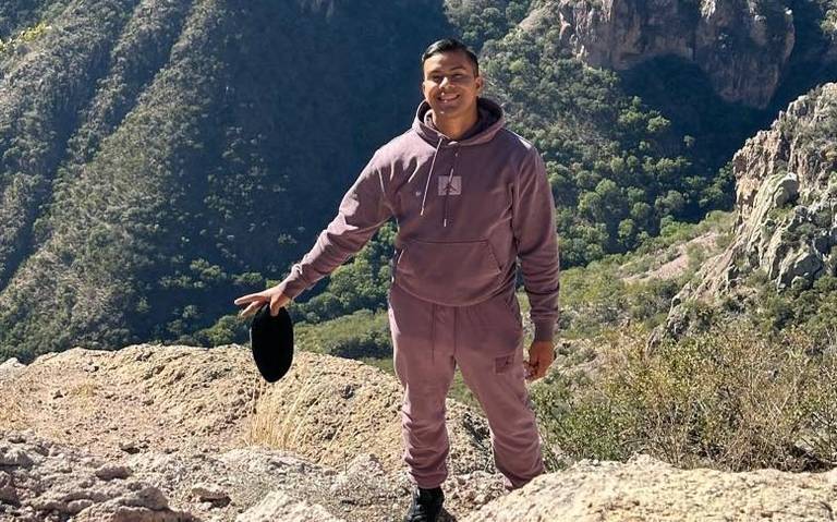 Adiel Sánchez destaca como preparador de fisiculturismo