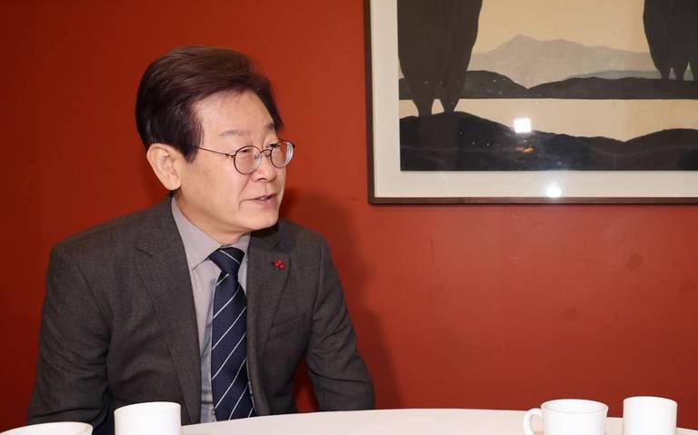 Apuñalan en el cuello a Sur Lee Jae-myung, líder opositor surcoreano