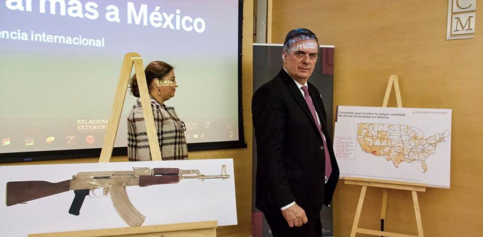 Corte de Apelaciones de EU da la razón a México: los fabricantes de armas son cómplices de los cárteles