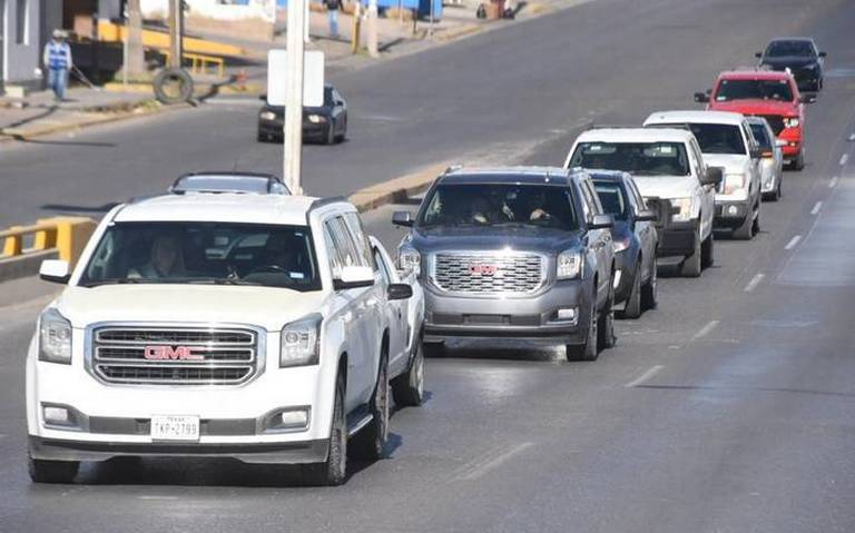 Llegan más de 50 vehículos de la caravana LeBarón a Chihuahua capital