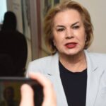 Participa Adriana Terrazas en homenaje a custodios caídos del Cereso 3