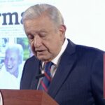Lamenta AMLO fallecimiento del periodista Mario Renato Menéndez