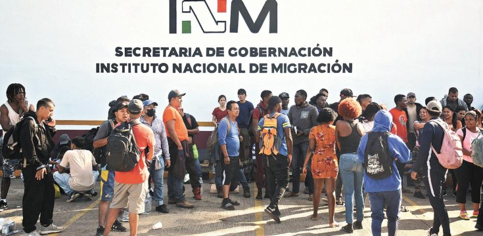 Biden y AMLO acuerdan «medidas inmediatas» para reducir los cruces fronterizos