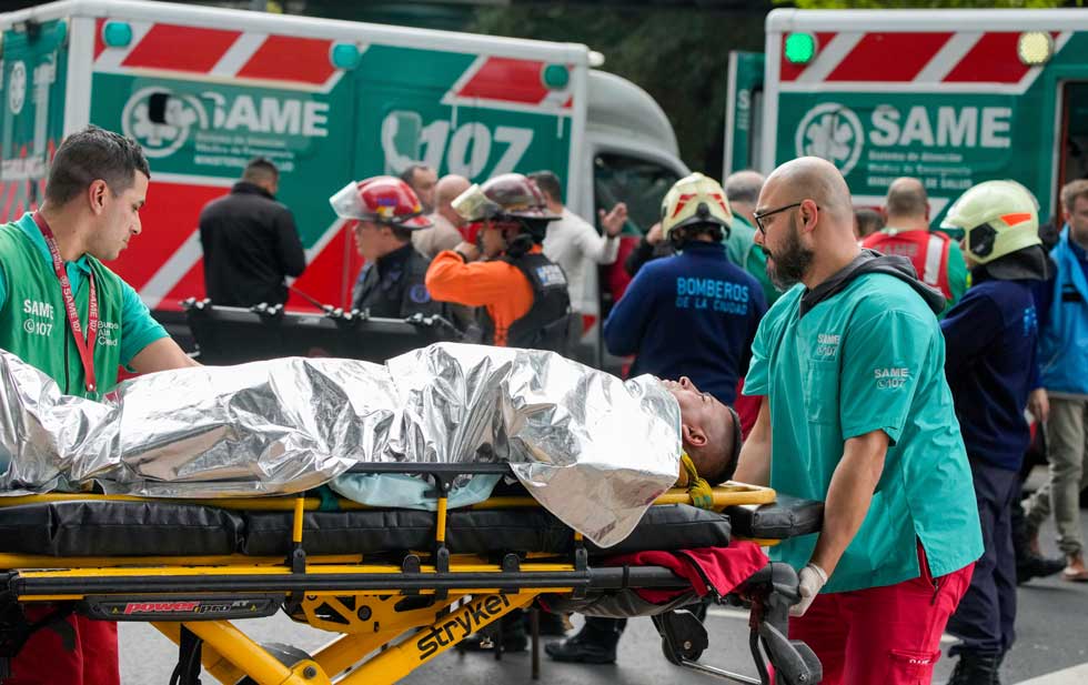 Sube a 90 cifra de heridos en choque de trenes en Argentina