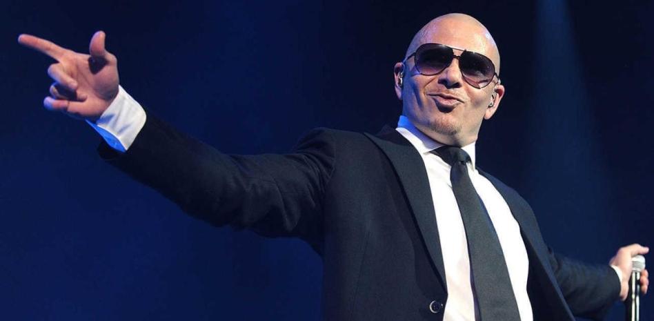 Pitbull lanza ‘2 The Moon’, “un viaje salvaje, de celebrar la vida y soñar en grande”