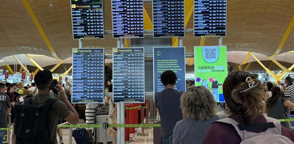 Después de una jornada mundial de caos por apagón informático regresa la calma