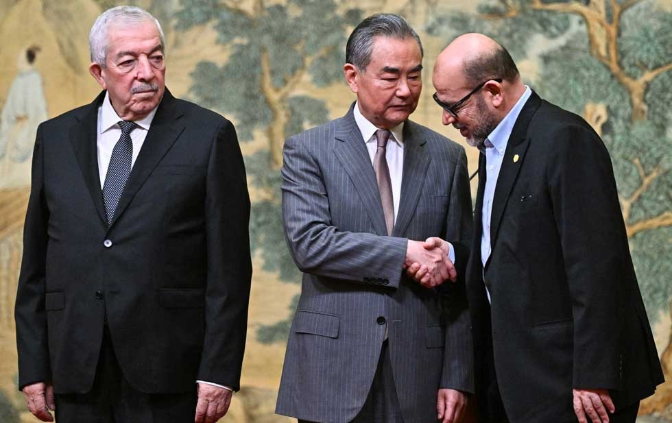 Tras acuerdo palestino exhibe China su poder