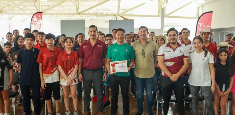 “Para competir a nivel internacional hay que trabajar al mil por ciento”: Edson Ramírez