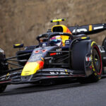 Choque le arrebata podio a Checo Pérez en el GP de Azerbaiyán; gana Piastri