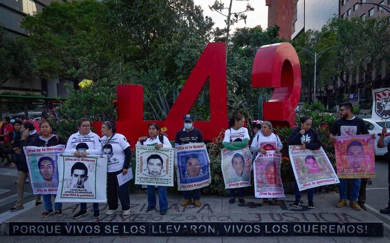 43 normalistas de Ayotzinapa thumbnail