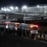 Deporta EU a cientos de migrantes pese a orden judicial