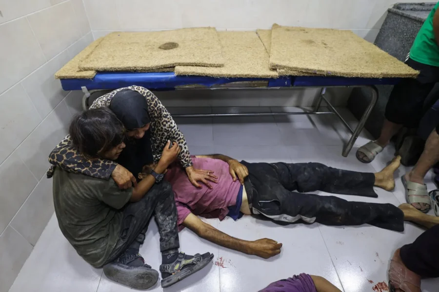 El riesgo letal de buscar comida en Gaza