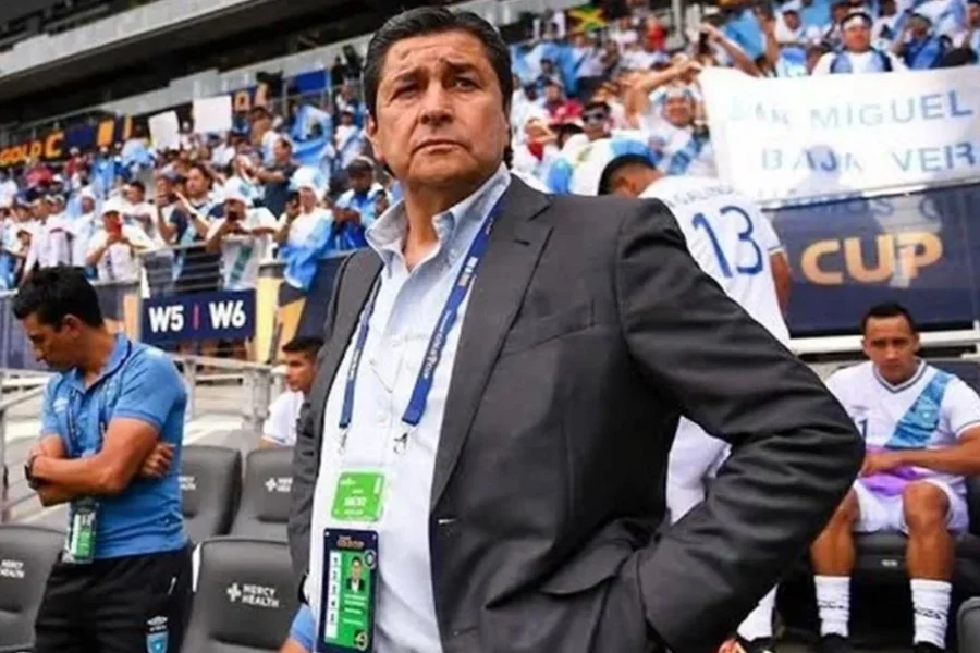 Tena, del olvido en México a hacer historia con Guatemala