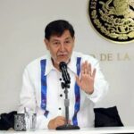 ‘¿Quién decide qué es lujoso?’, revira Noroña